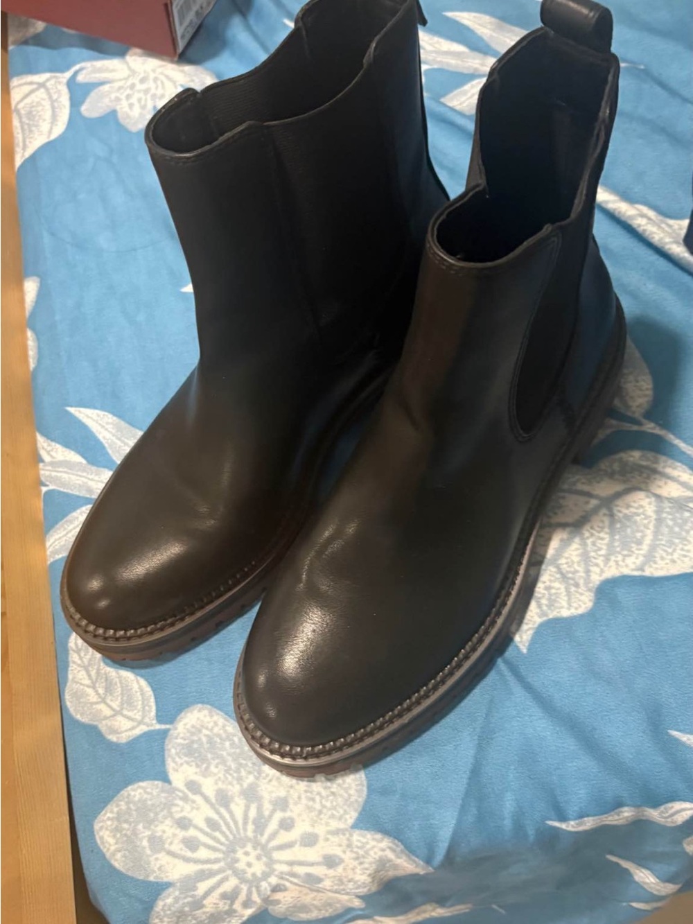 Crown Men's Black Leather Chukka Boots